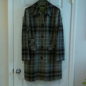 Context Lady light coat